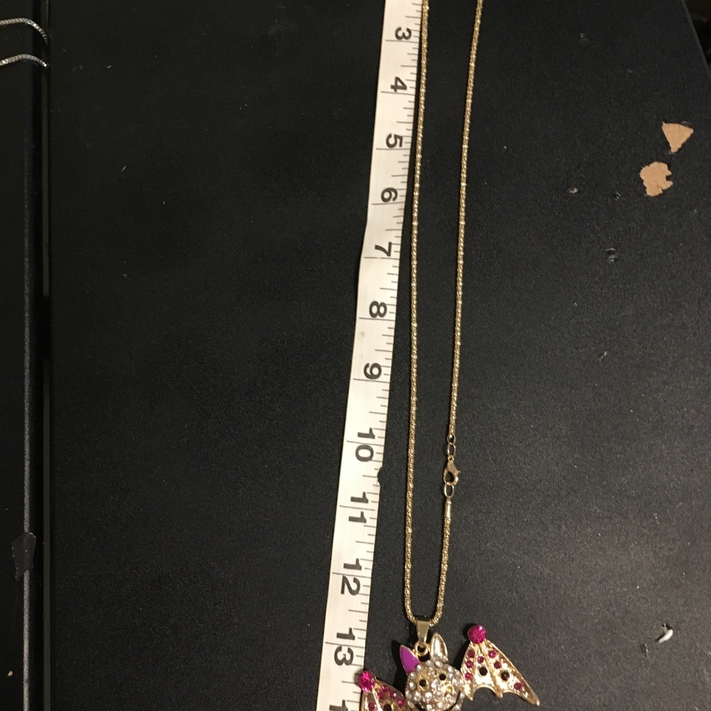 Bat Necklace NEW - Picture 6 of 7
